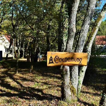 Semesterbostad & Nature Saint-Chamassy