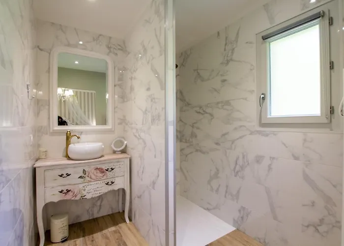 & Nature Holiday home Saint-Chamassy