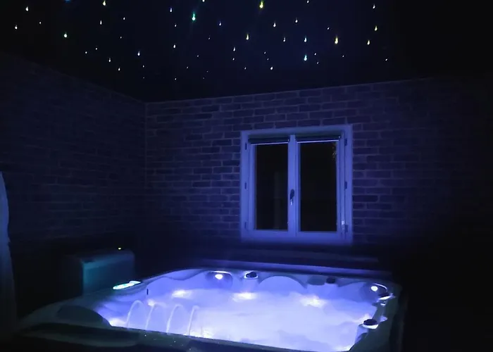 & Nature Holiday home Saint-Chamassy